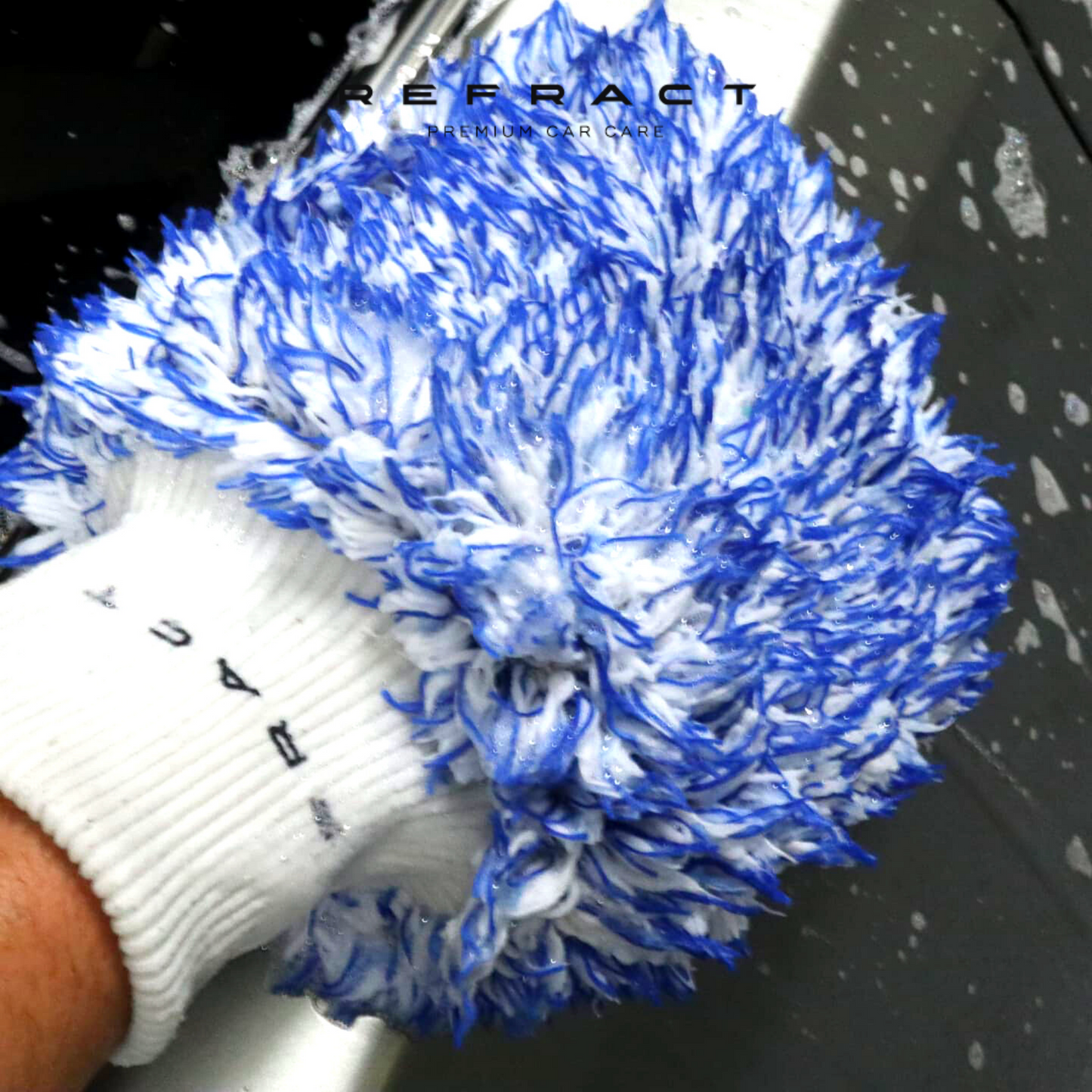 REFRACT Microfiber Wash Mitt